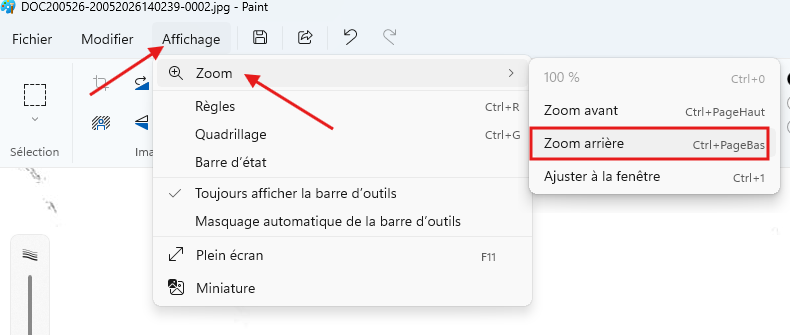 Menu Affichage / Zoom / Zoom arrière dans Paint